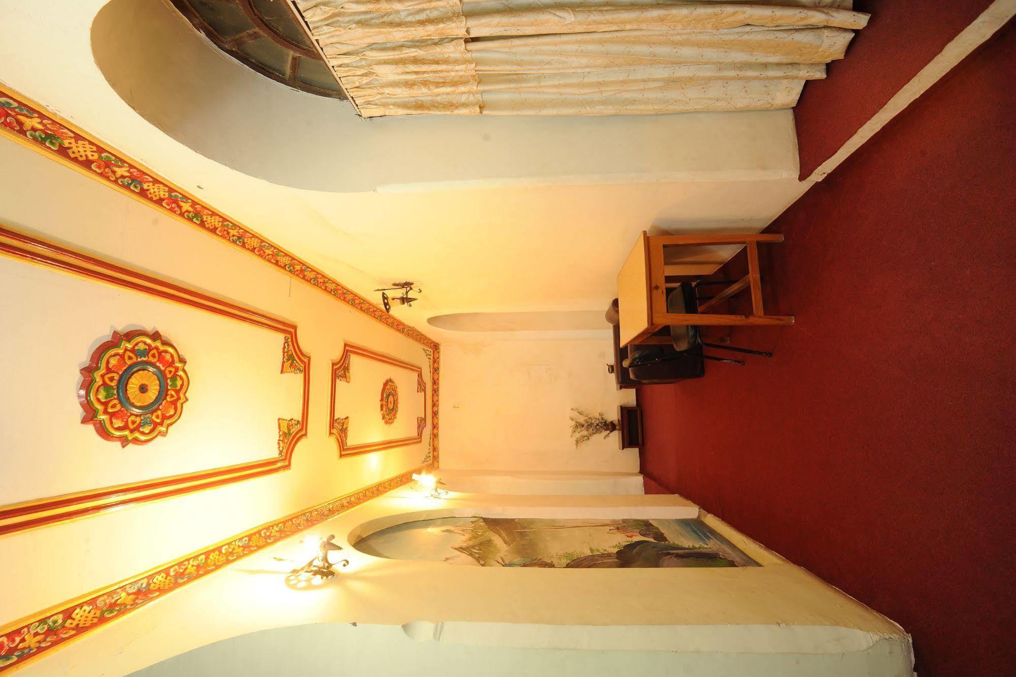 Hotel Himalaya Yoga كاتماندو المظهر الخارجي الصورة