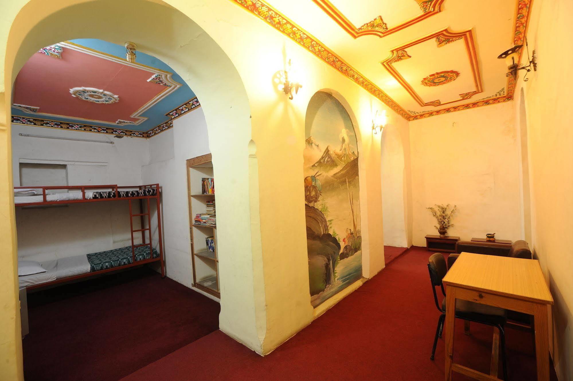Hotel Himalaya Yoga كاتماندو المظهر الخارجي الصورة